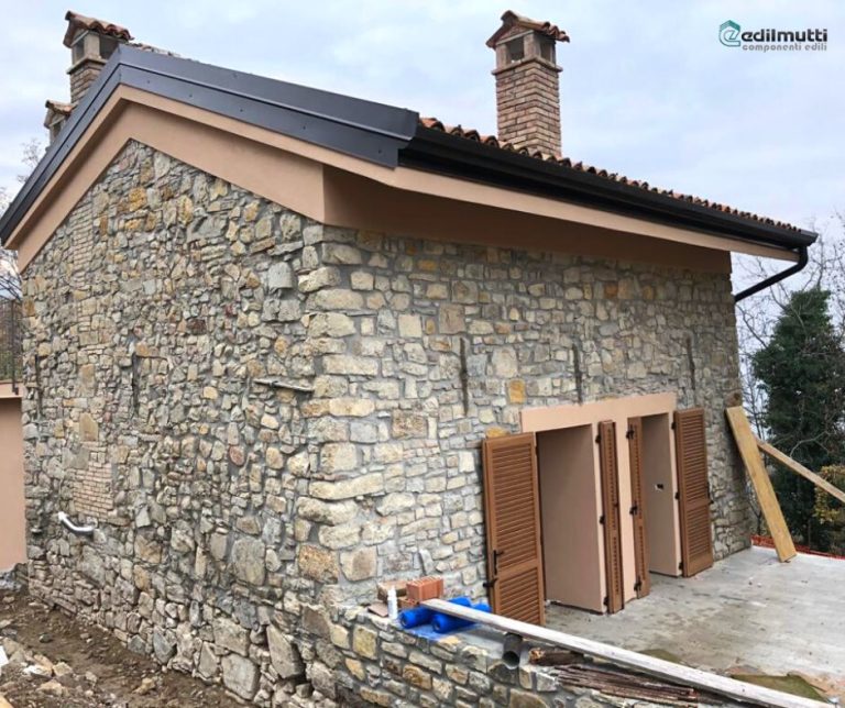 Posa serramenti in pvc a Varzi