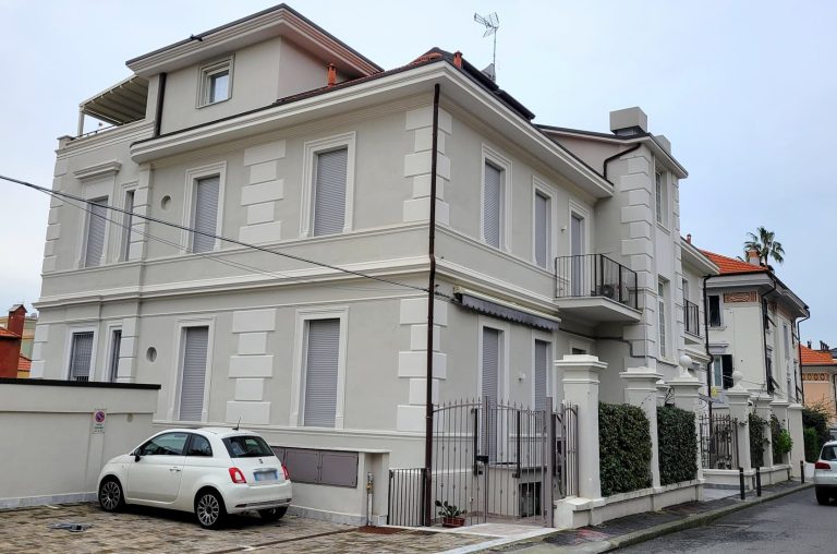 Nuovi serramenti a Varazze